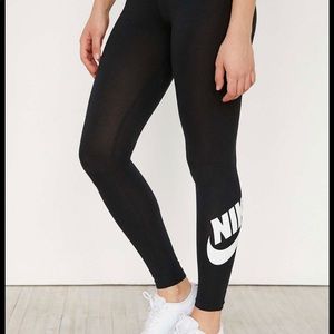 Nike leggings